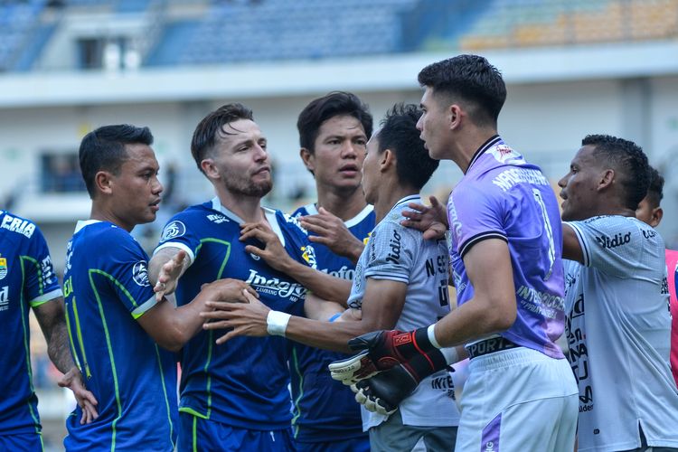 Latar Belakang Pertandingan Bali United vs Persib Bandung