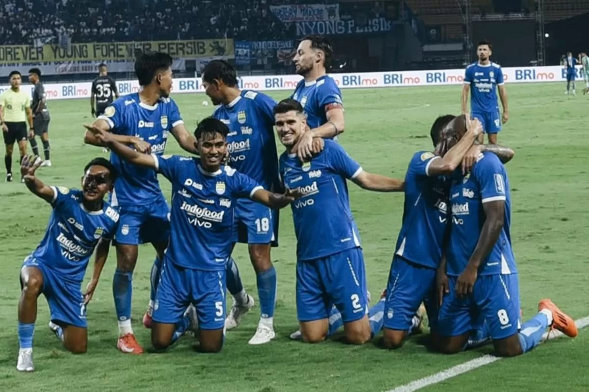 Prediksi Parlay untuk Pertandingan 06 Juli, pukul 20:30 – Oxford United vs ISL All Stars