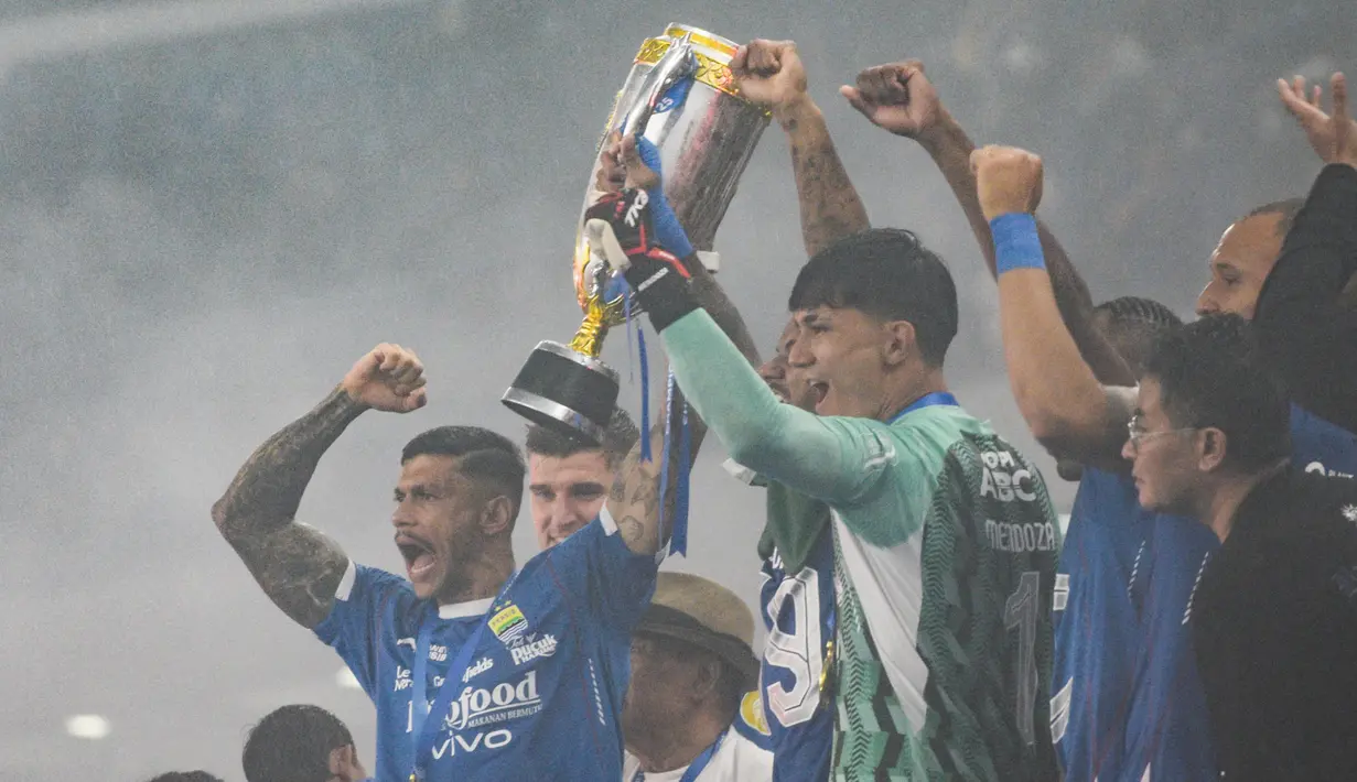 Sah Persib Bandung Tutup BRI Liga 1 Indonesia 2024 2025 dengan Status Juara